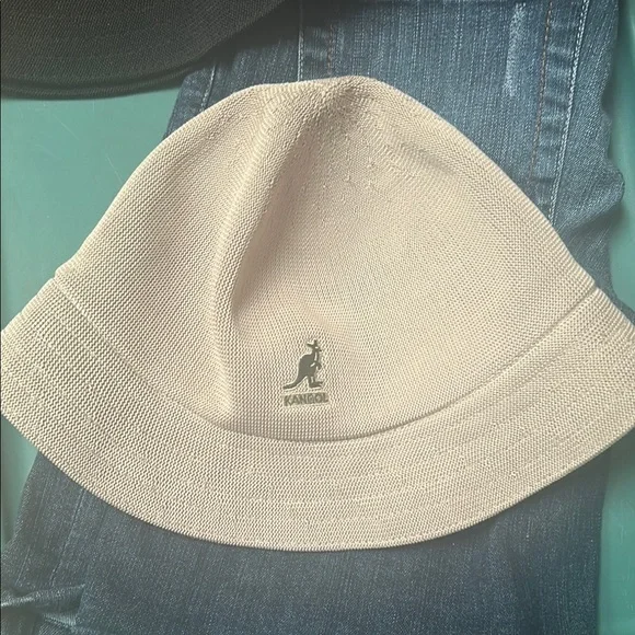 Kangol Light Tan Bucket Hat - Picture 1 of 2